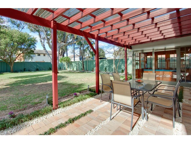 Mcgraths Hill NSW 2756