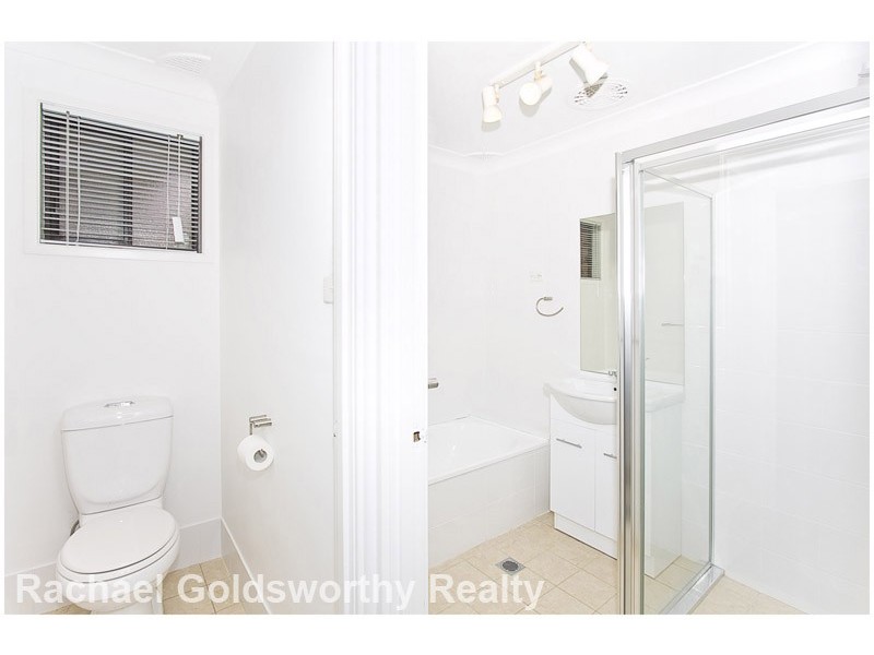 8 Meares Road, Mcgraths Hill NSW 2756