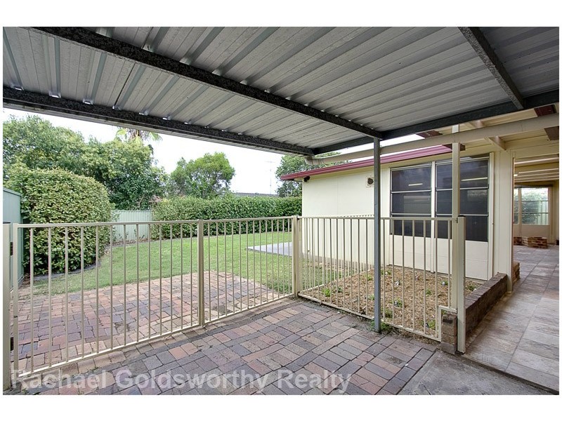 8 Meares Road, Mcgraths Hill NSW 2756