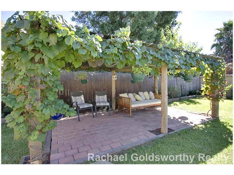 23 Roberts Road, Mcgraths Hill NSW 2756