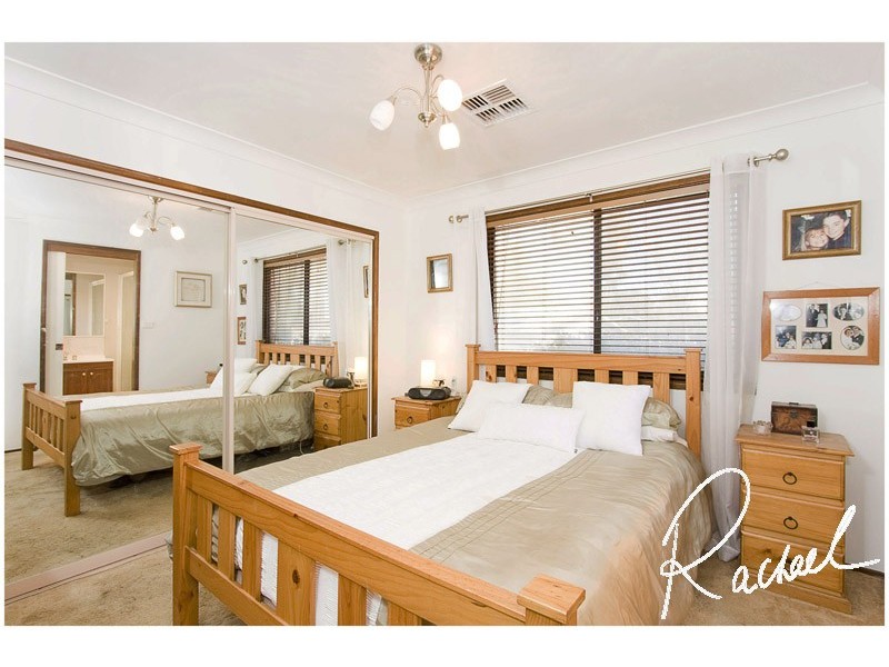 Mcgraths Hill NSW 2756