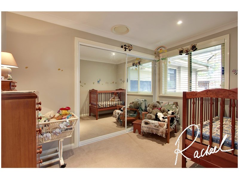 3 Andrew Thomspon Drive, Mcgraths Hill NSW 2756