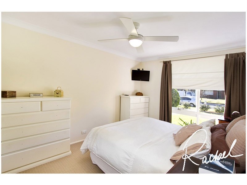 19 Scarvell Avenue, Mcgraths Hill NSW 2756