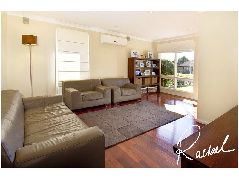 19 Scarvell Avenue, Mcgraths Hill NSW 2756