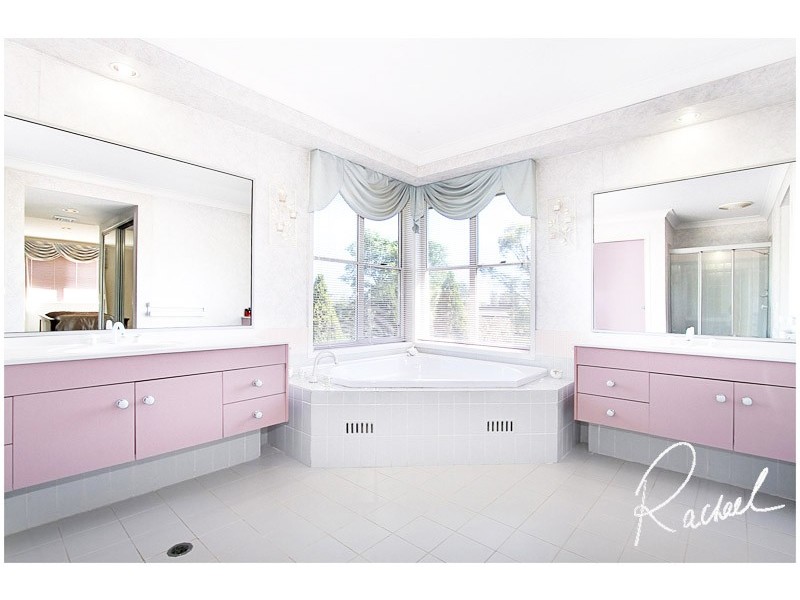 Mcgraths Hill NSW 2756