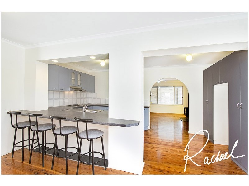 4 Garfield Road, Mcgraths Hill NSW 2756