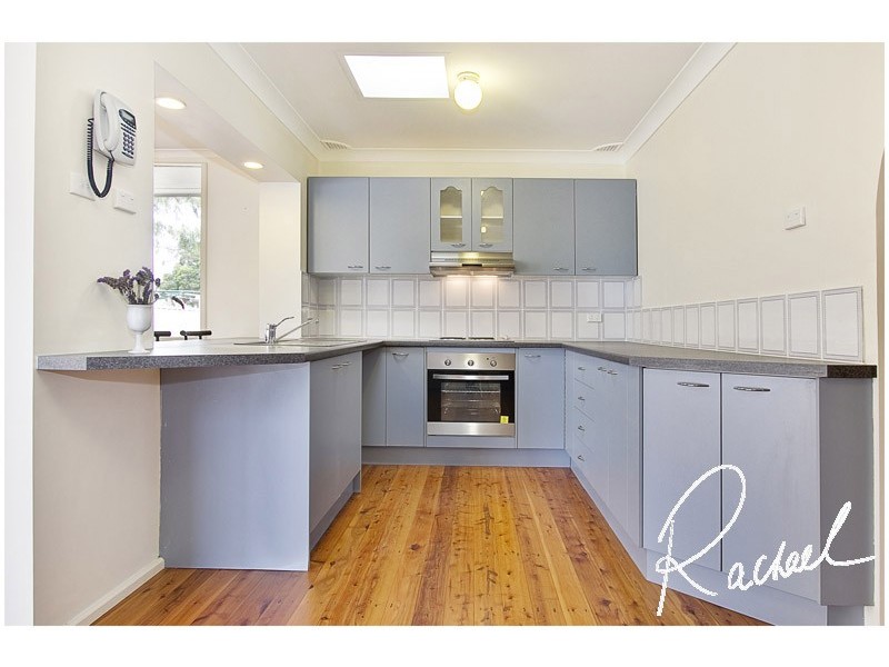 4 Garfield Road, Mcgraths Hill NSW 2756
