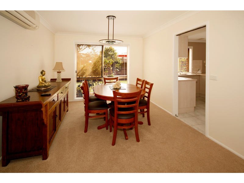 2/16 Amberwood Place, Menai NSW 2234