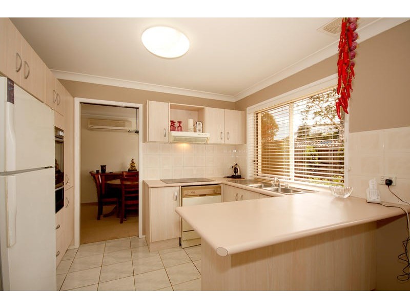 2/16 Amberwood Place, Menai NSW 2234