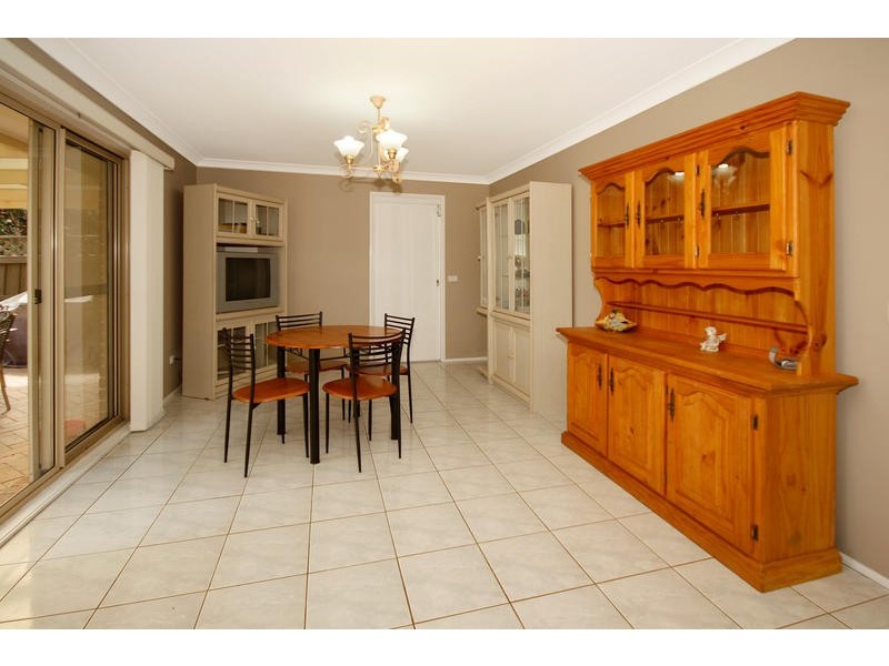 2/16 Amberwood Place, Menai NSW 2234