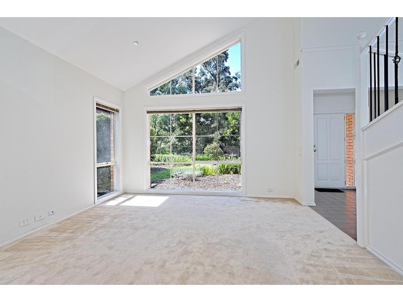 21 Baltusrol Circuit, Heatherton VIC 3202