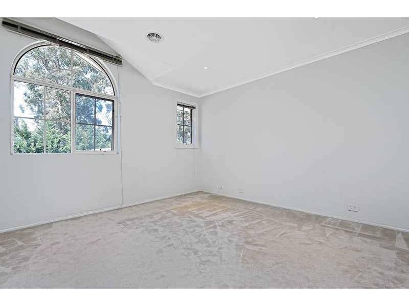 21 Baltusrol Circuit, Heatherton VIC 3202