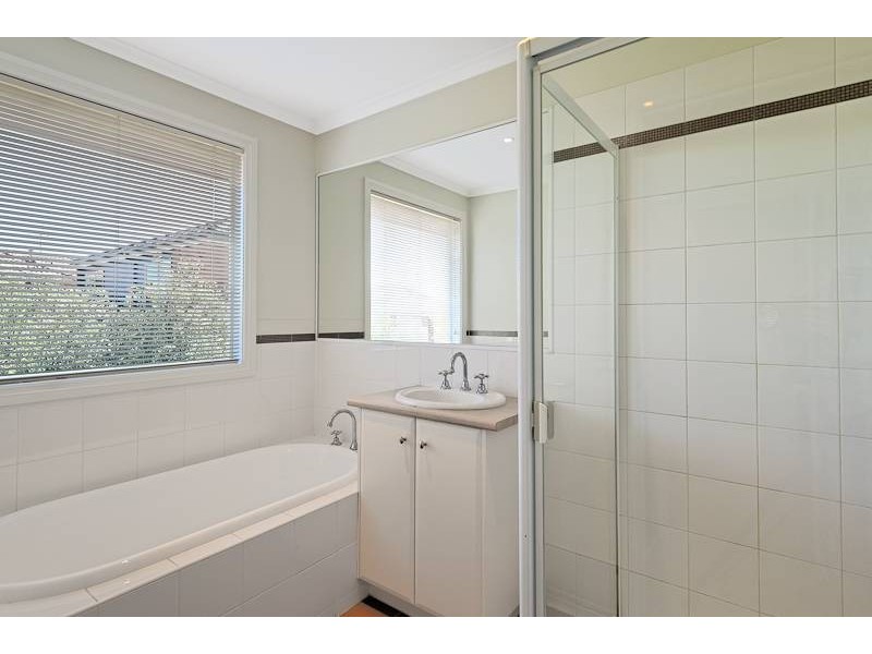 21 Baltusrol Circuit, Heatherton VIC 3202