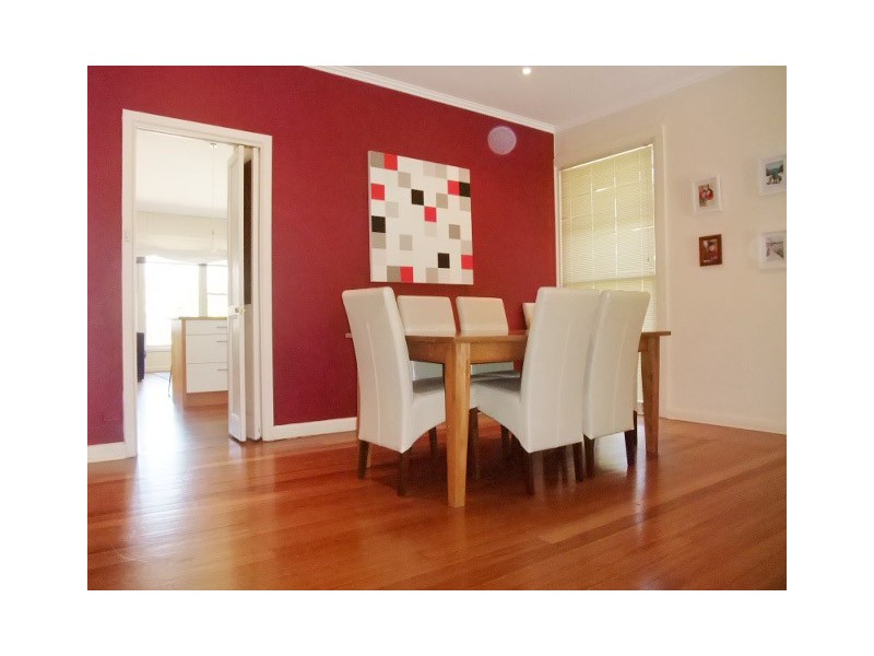 10 Glencairn Avenue, Brighton East VIC 3187