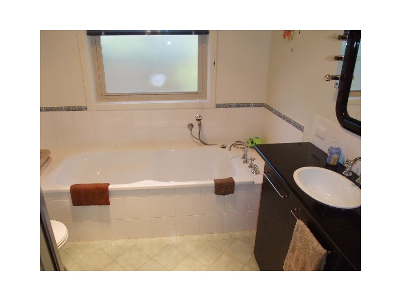 10 Glencairn Avenue, Brighton East VIC 3187