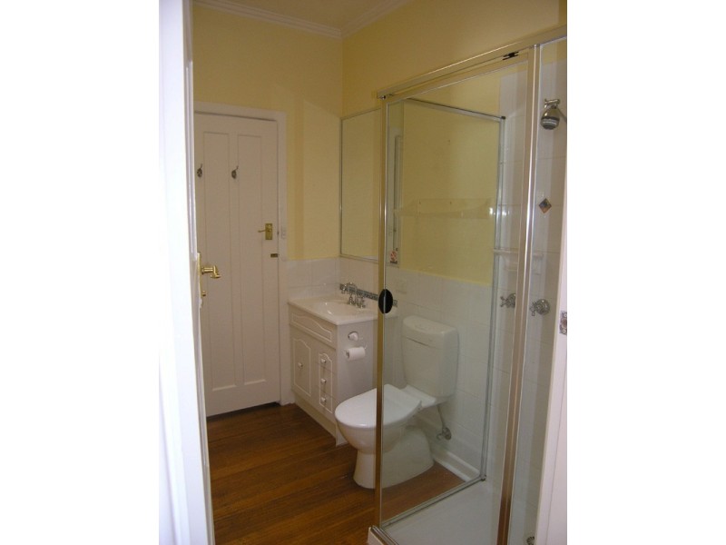 10 Glencairn Avenue, Brighton East VIC 3187