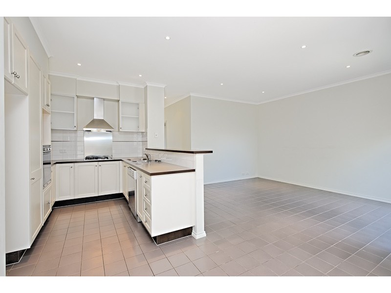 21 Baltusrol Circuit, Heatherton VIC 3202