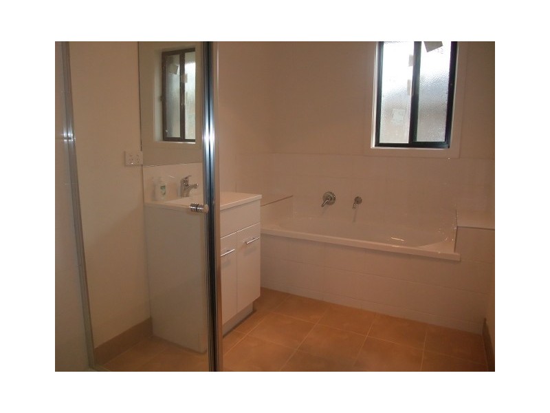 4/27-29 Golden Grove, Springvale South VIC 3172