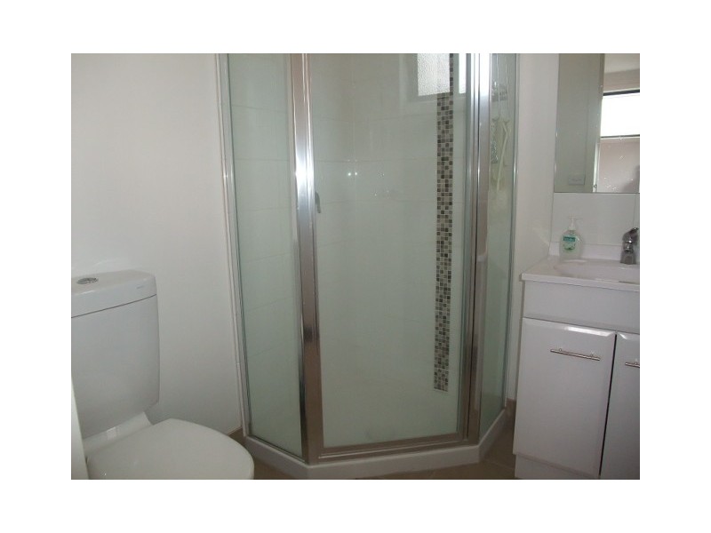 4/27-29 Golden Grove, Springvale South VIC 3172