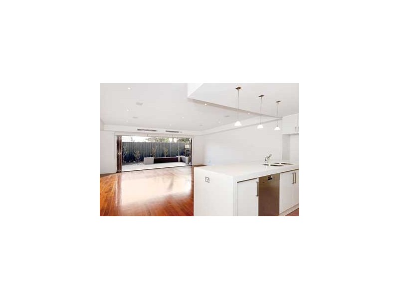 11 Barnett Street, Hampton VIC 3188