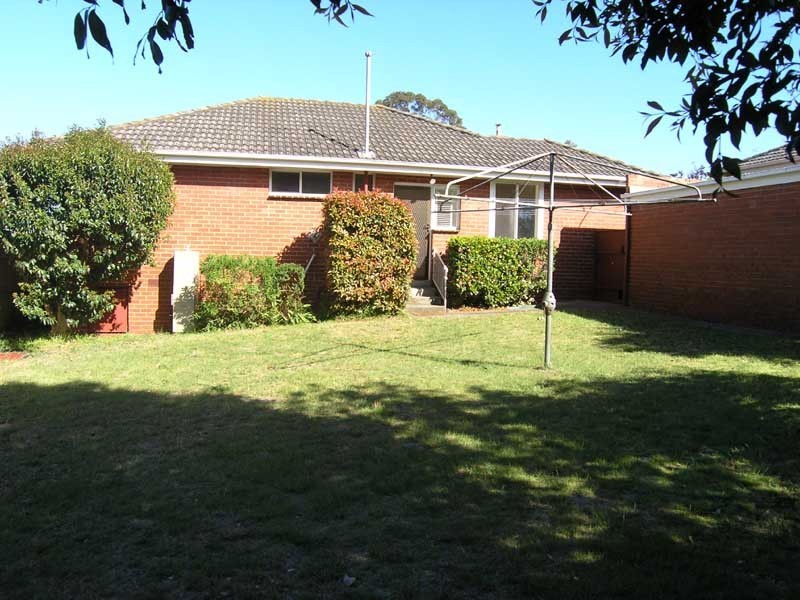 14 Berkefeld Court, Cheltenham VIC 3192