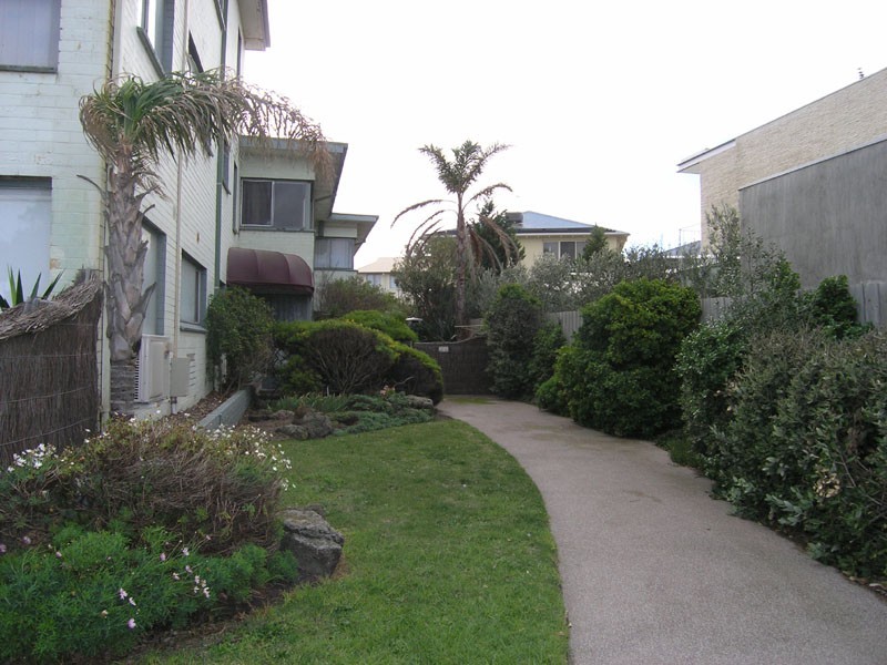 18/70 Beach Road, Mentone VIC 3194