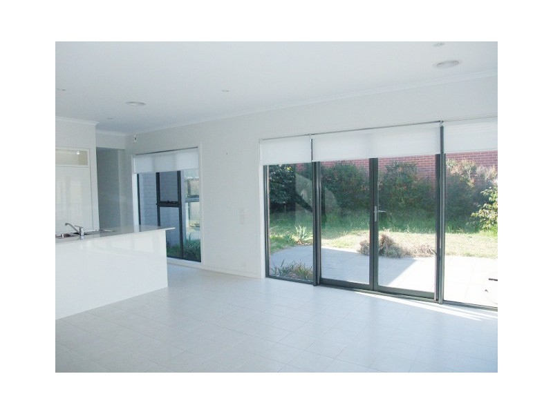 17 Inverness Place, Heatherton VIC 3202