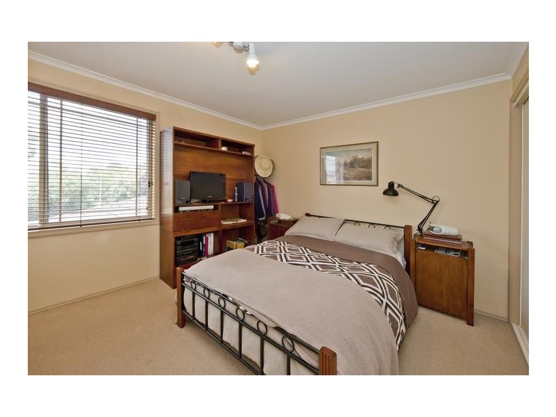 7 Hotham Retreat, Burwood East VIC 3151