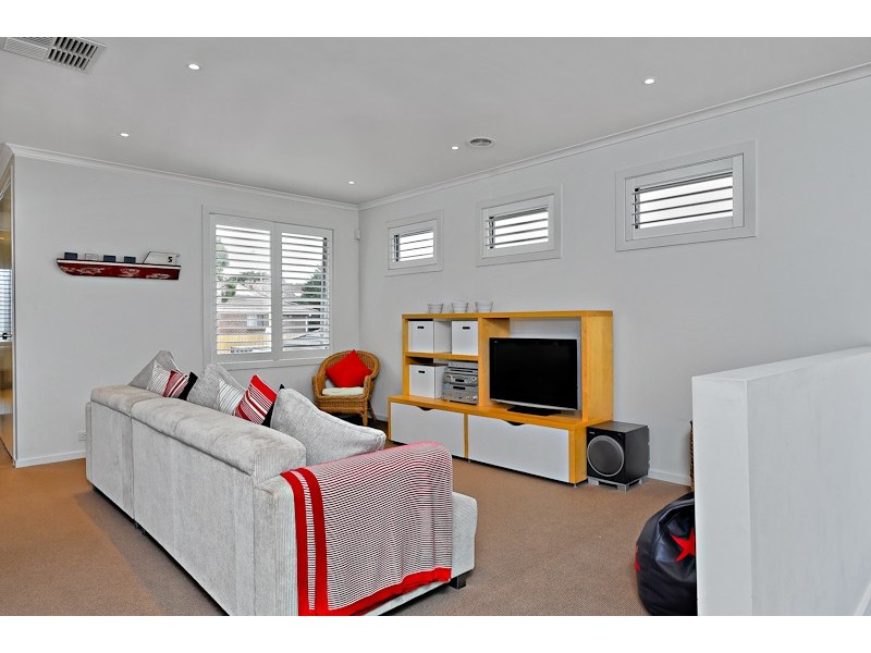 39 Third Street, Parkdale VIC 3195