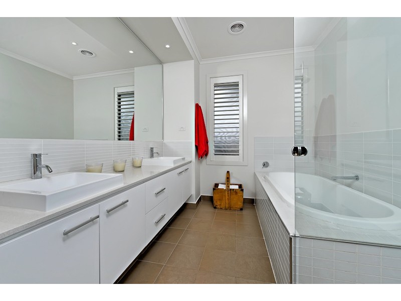 39 Third Street, Parkdale VIC 3195