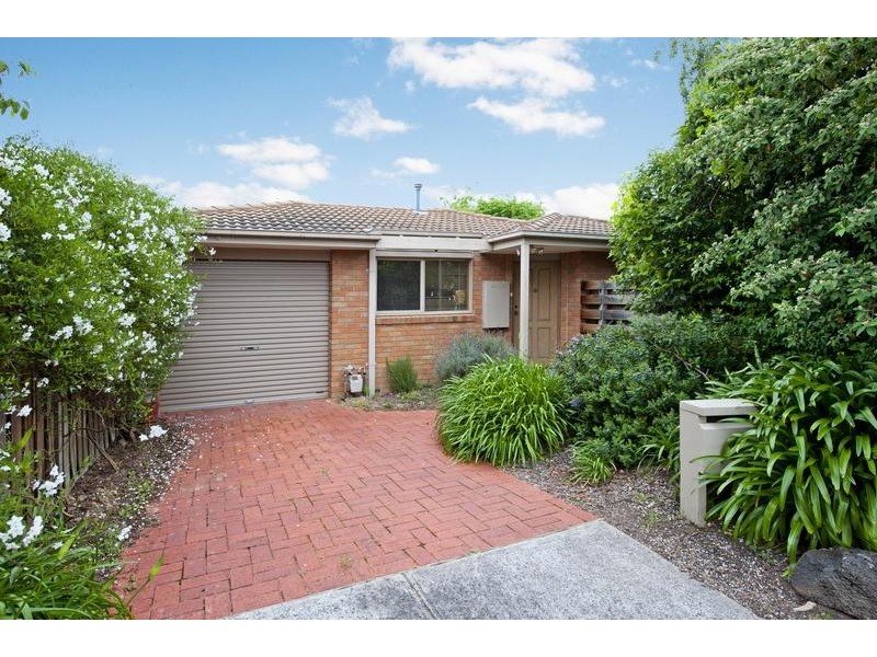 2 Oxford Grove, Vermont South VIC 3133