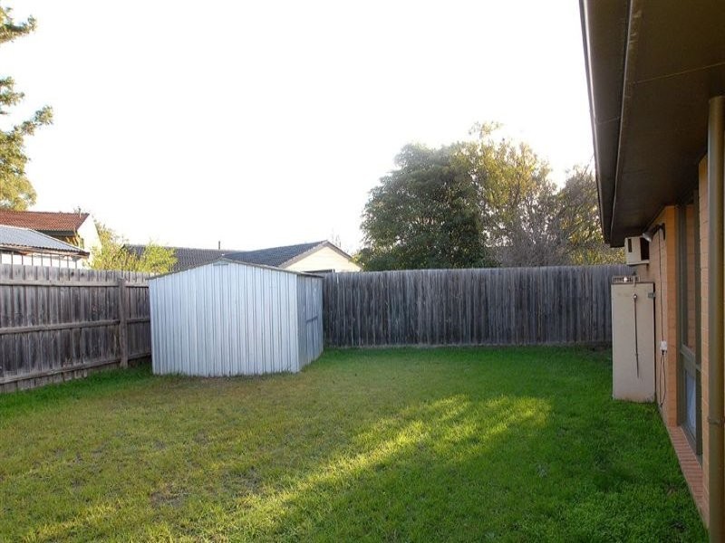 24 Lucas Crescent, Seaford VIC 3198