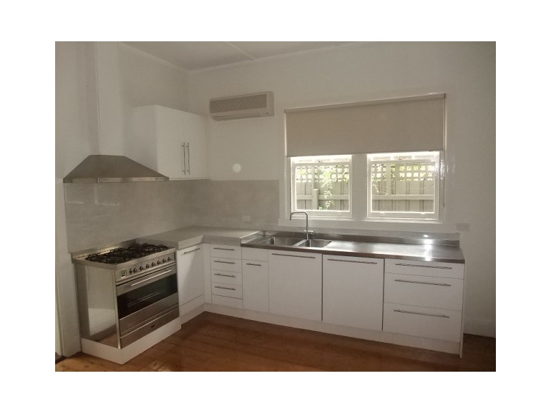 16 Susan Street, Sandringham VIC 3191