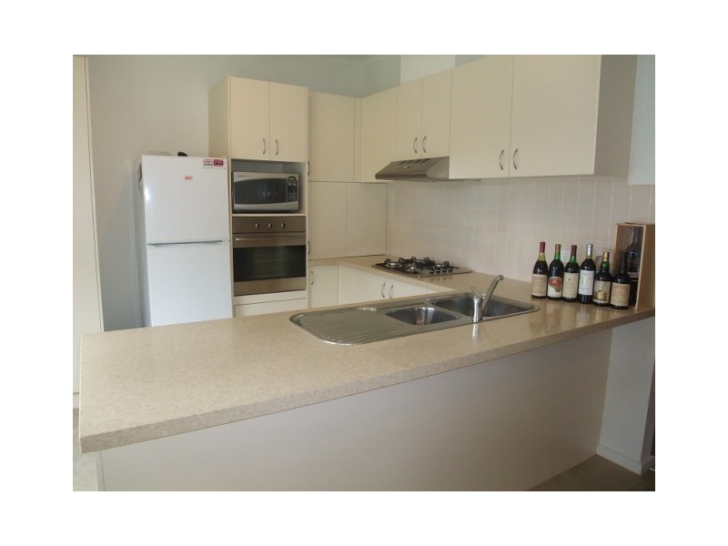 11 Verdure Crescent, Cheltenham VIC 3192