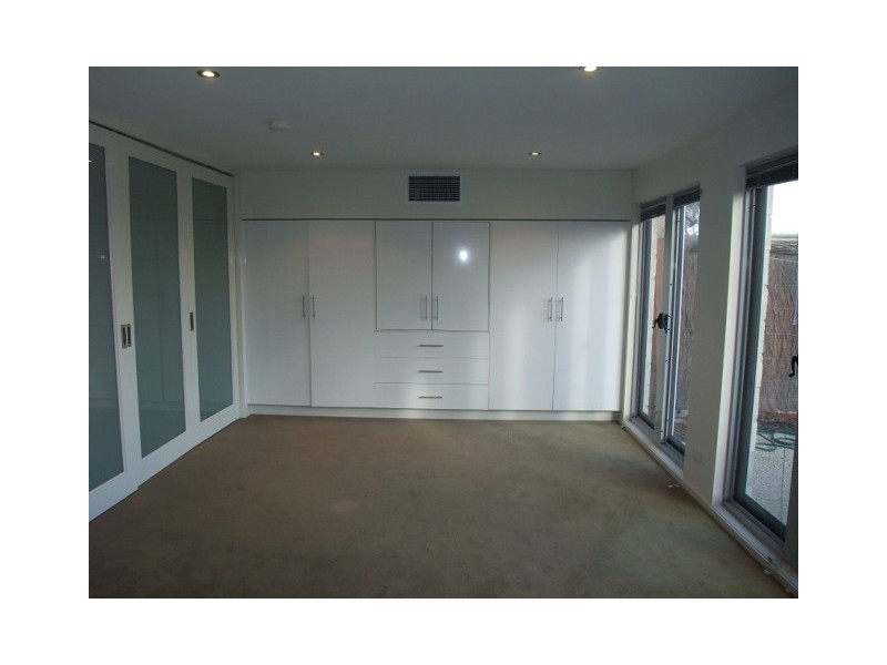 10/2-6 Groves Street, Aspendale VIC 3195