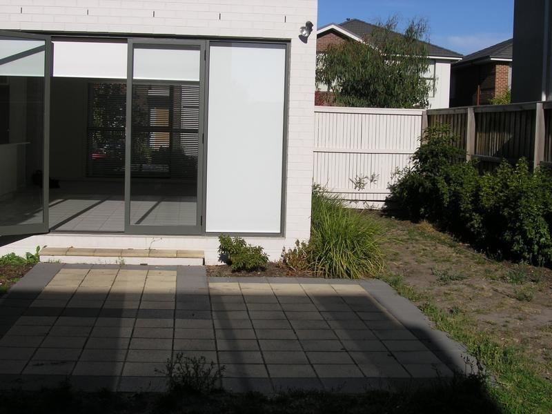 18 St Georges Crescent, Heatherton VIC 3202