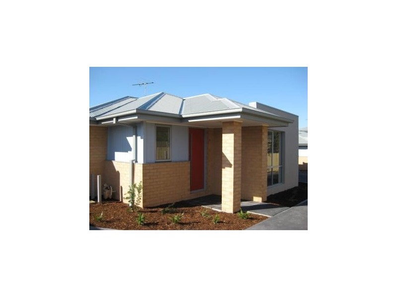 2/15 York Street, Bonbeach VIC 3196