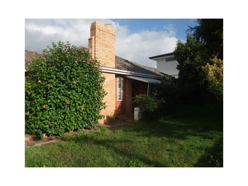 1 Warland Street, Hampton East VIC 3188