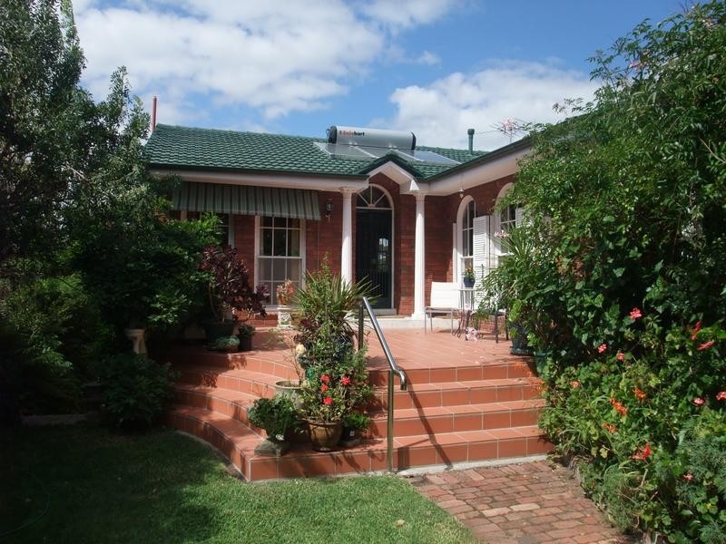 2 Banool Street, Cheltenham VIC 3192