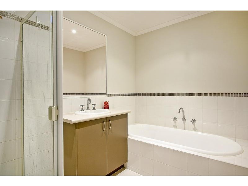 5 Soutar Place, Heatherton VIC 3202