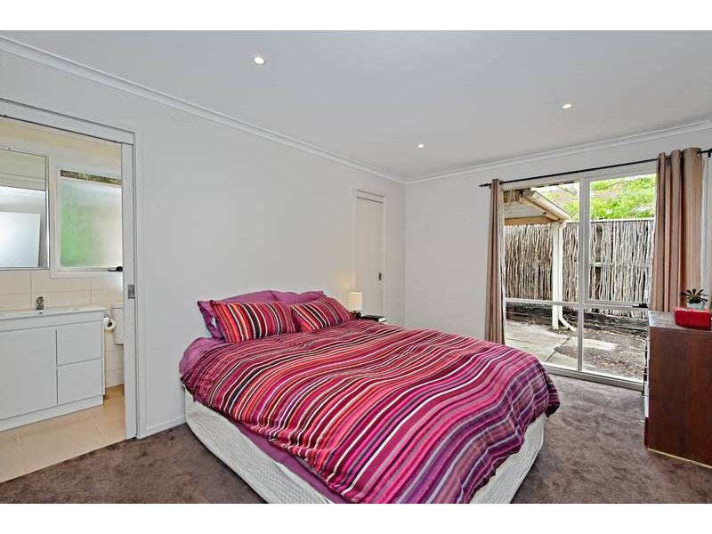 2/2 Peace Street, Highett VIC 3190