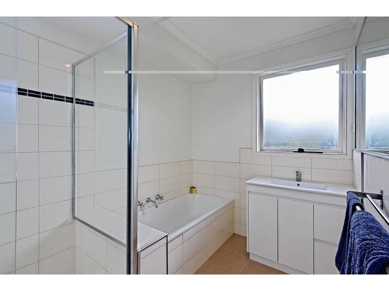 2/2 Peace Street, Highett VIC 3190