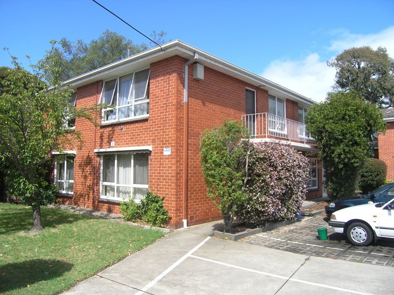 2/3 Mackenzie Street, Cheltenham VIC 3192