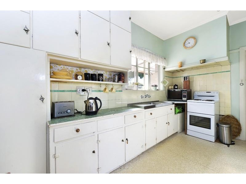 37 Charles Street, Cheltenham VIC 3192