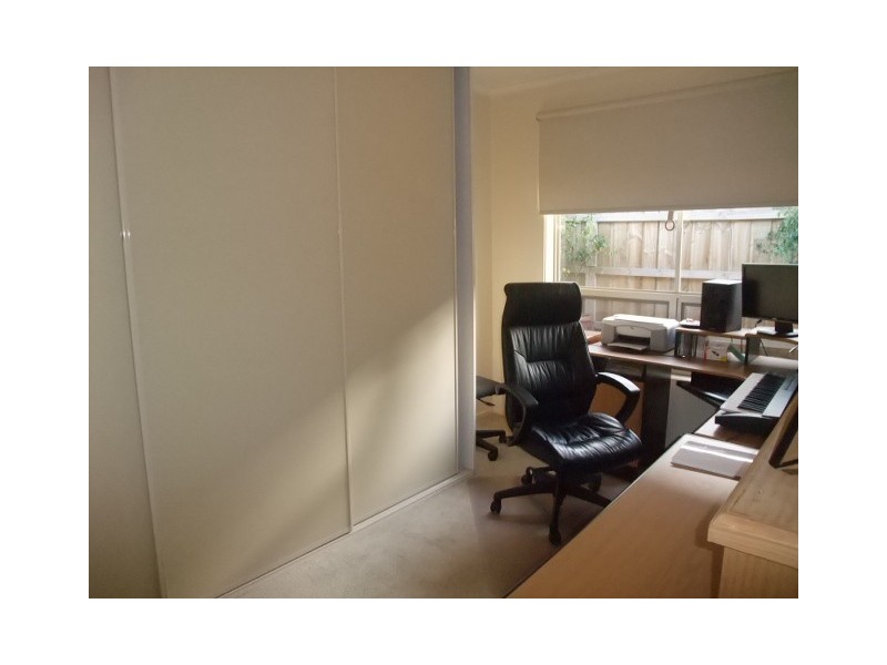 2/237 Thomas Street, Hampton VIC 3188