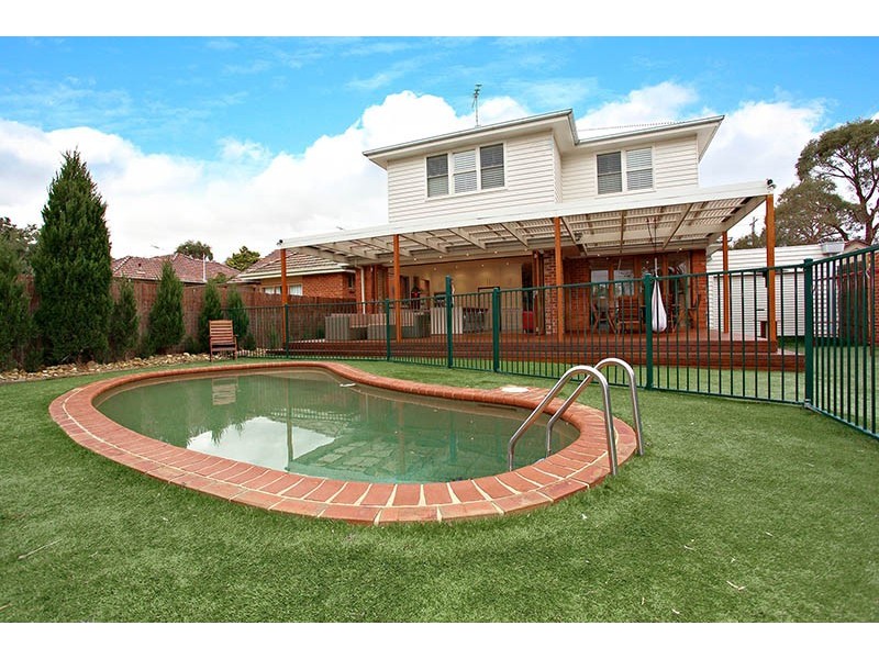 427 Bluff Road, Hampton VIC 3188