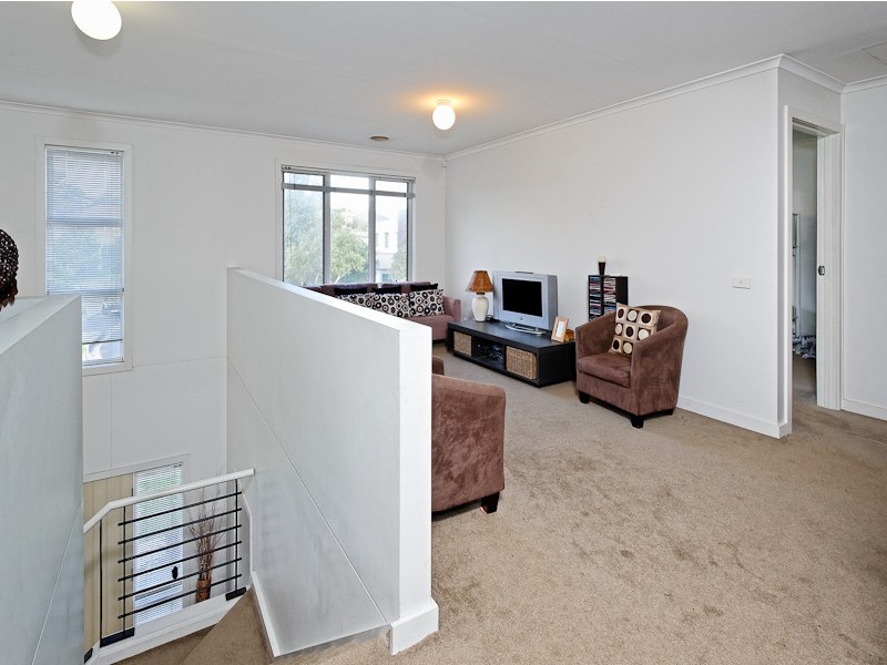 24 Carnoustie Parade, Heatherton VIC 3202