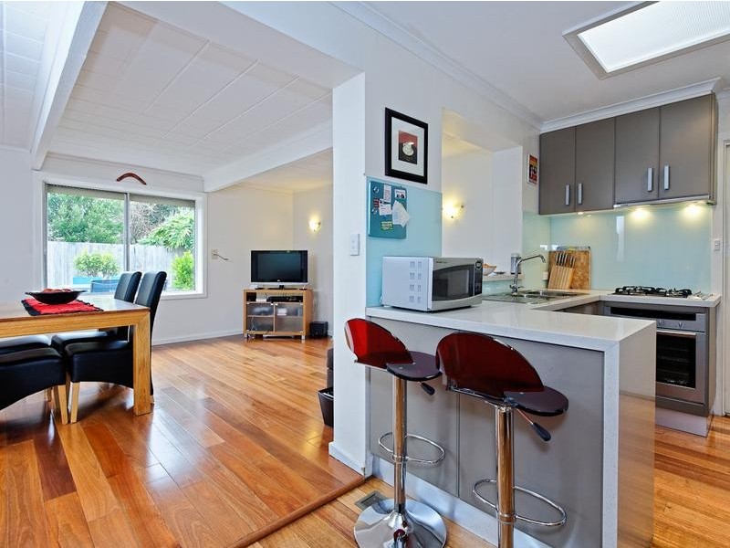 40 Jells Road, Cheltenham VIC 3192