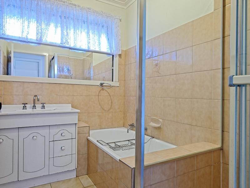 40 Jells Road, Cheltenham VIC 3192