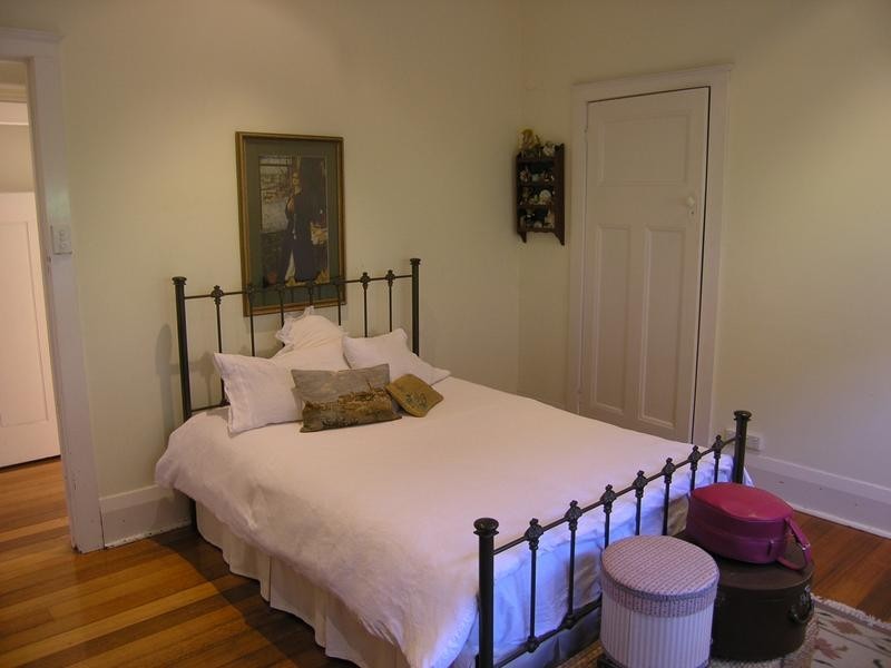 3 Bayside Crescent, Hampton VIC 3188